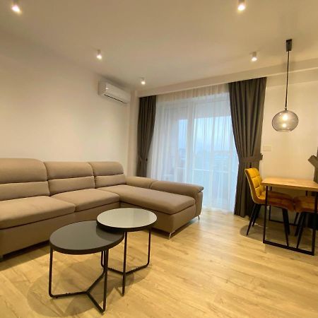 North Star Apartment 5 Тимишоара Экстерьер фото