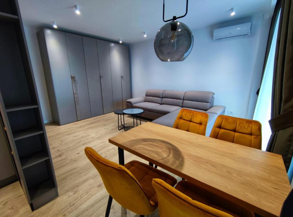 North Star Apartment 5 Тимишоара Экстерьер фото