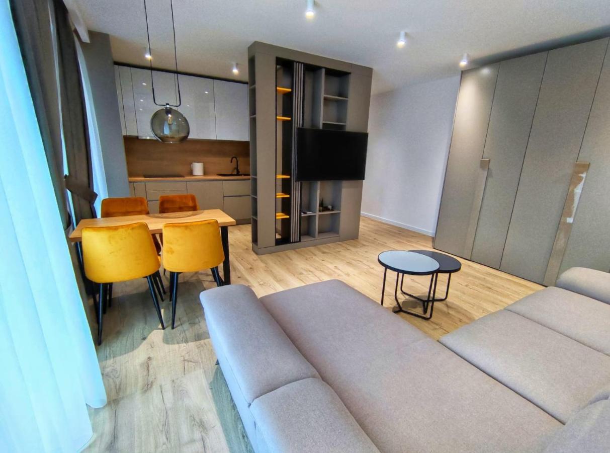 North Star Apartment 5 Тимишоара Экстерьер фото